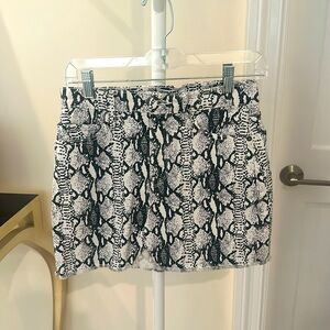 Frame snakeskin print denim skirt